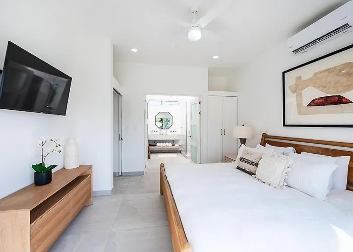 Ferienhaus Enclave Avellanas B-9
